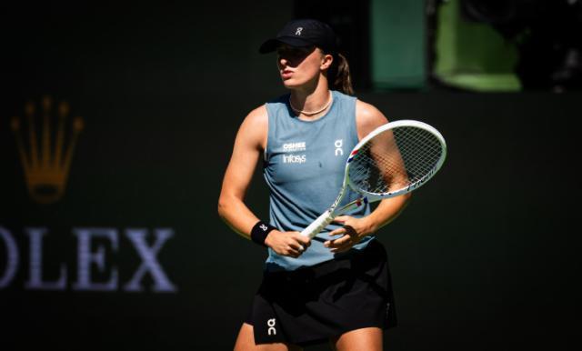 爱游戏GAMING平台-斯瓦泰克横扫穆霍娃，连续五年进印第安维尔斯八强